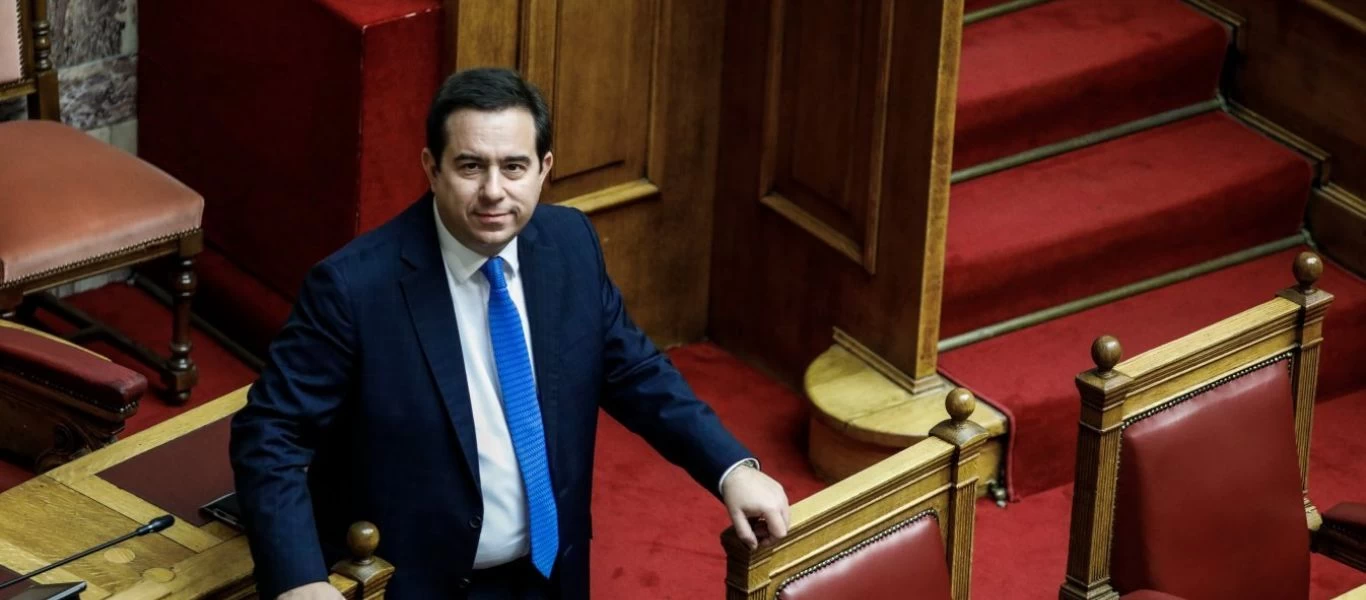 Ν.Μηταράκης: «Η Ελλάδα είναι διατεθειμένη να πάρει πρόσφυγες από την Ουκρανία»